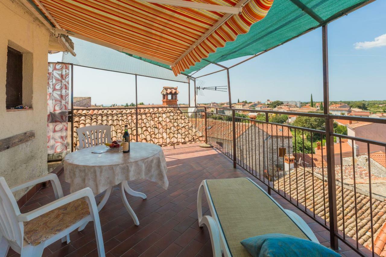 Guest House Robert I Mirna Bale Exterior photo